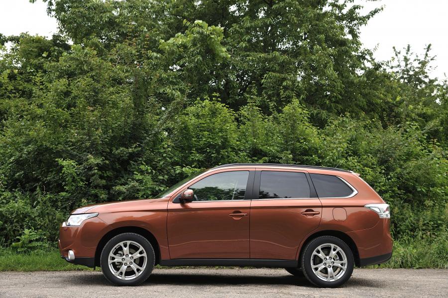  Mitsubishi Outlander 2012 года  (фото 69 из 89)
